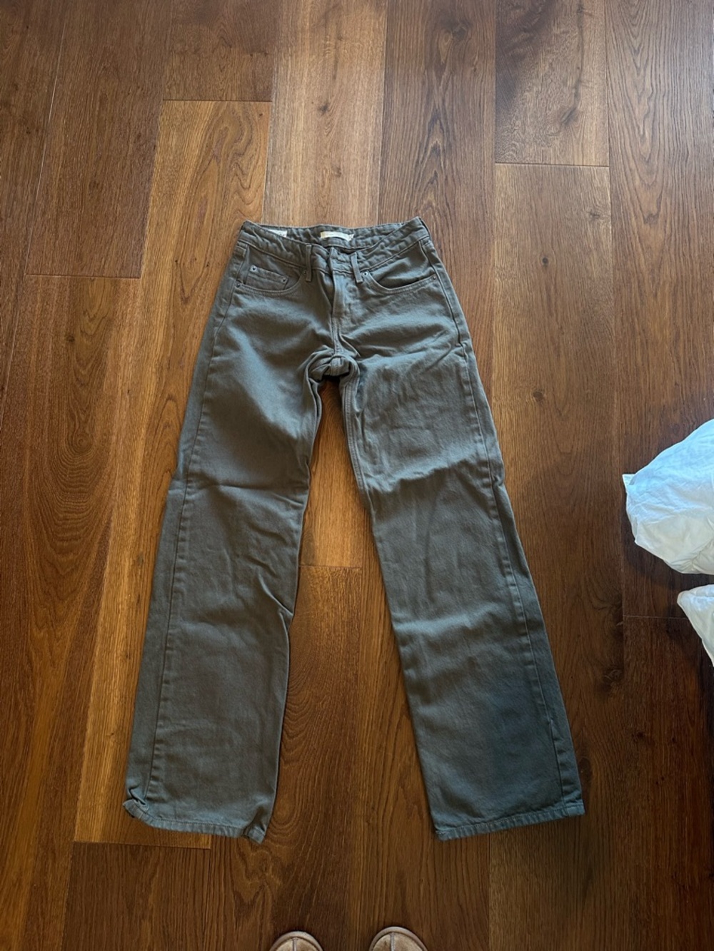Levi’s Low Loose Grey / Olive Green Jeans
